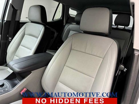 Used 2024 GMC Terrain SLT AWD/4WD image 13