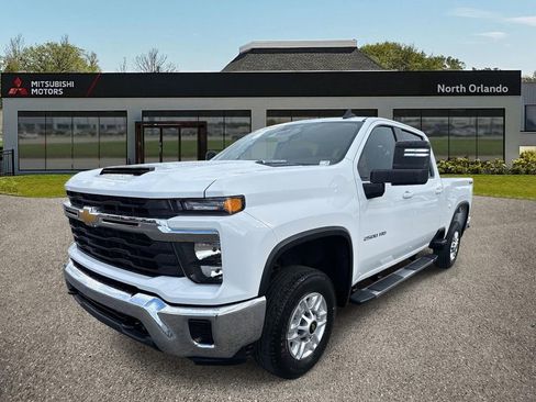 Used 2024 Chevrolet Silverado 2500 LT image 8