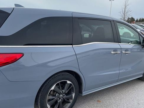 Used 2023 Honda Odyssey Elite image 13