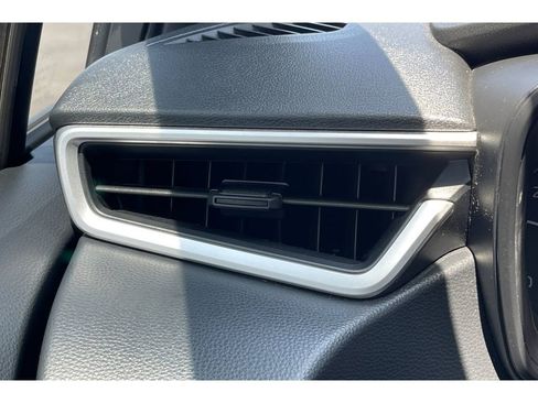 Used 2023 Toyota Corolla LE FWD image 28