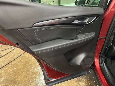 Certified 2022 Buick Envision Essence w/ Safety Package image 22