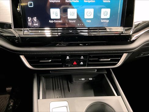 New 2026 Volkswagen Atlas Cross Sport SE image 21