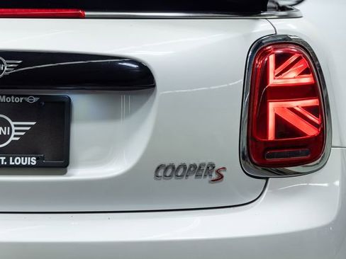 Used 2024 MINI Cooper S image 8