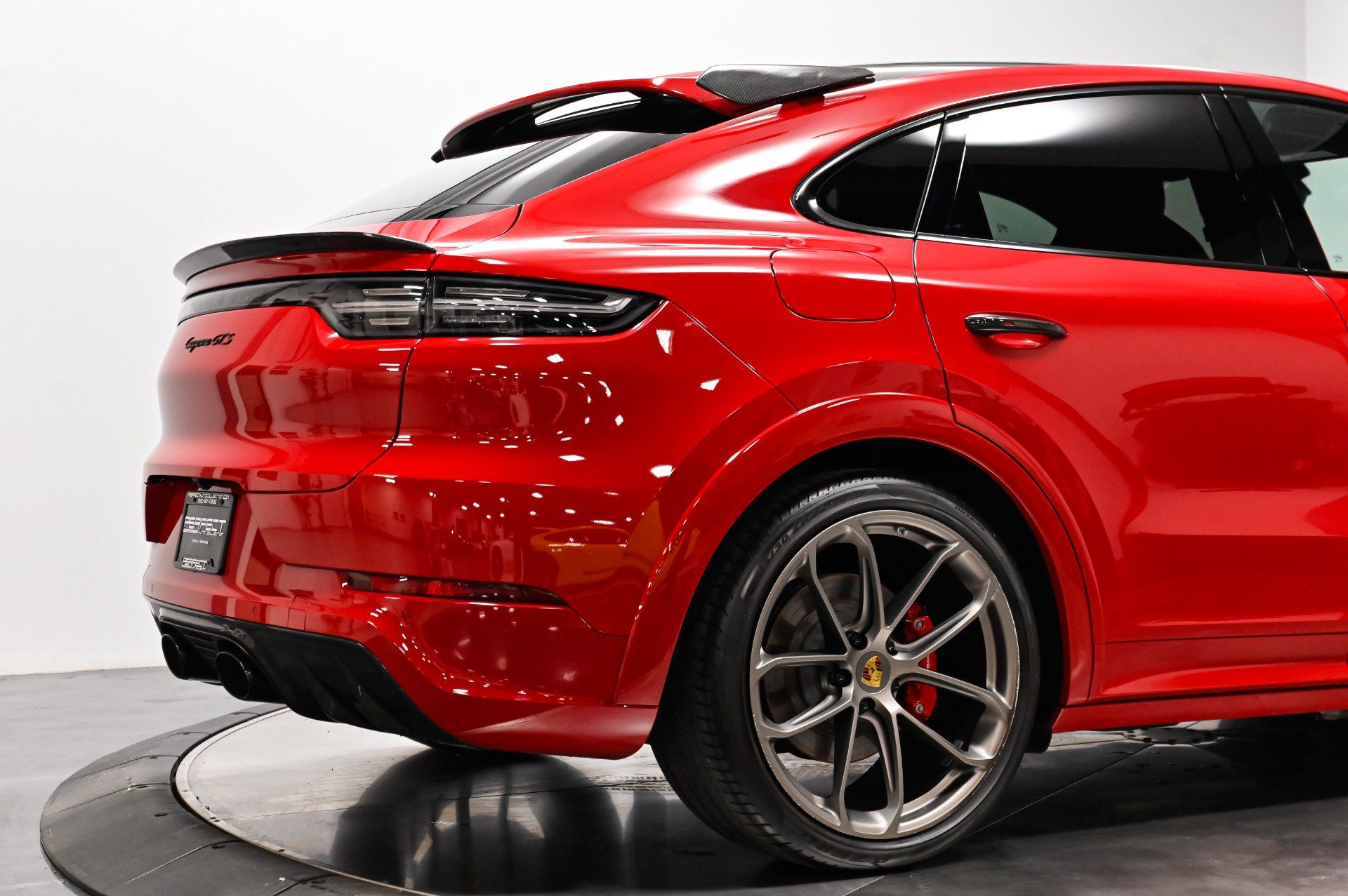 Used 2021 Porsche Cayenne GTS AWD/4WD image 63