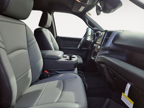 New 2026 RAM 2500 Tradesman image 15