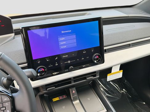 New 2026 Subaru Solterra image 25