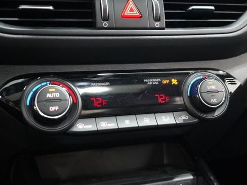 Used 2023 Kia Forte GT-Line w/ GT-Line Premium Package image 29