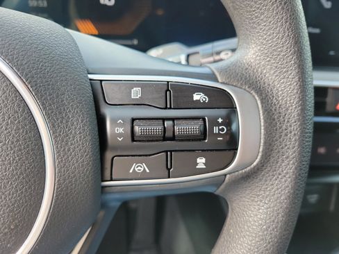 Used 2025 Kia K5 LXS image 35