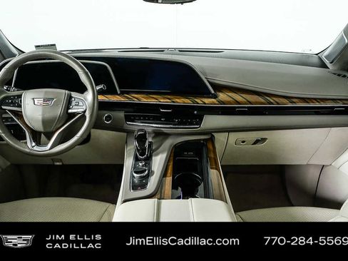 Used 2023 Cadillac Escalade Premium Luxury Platinum image 21