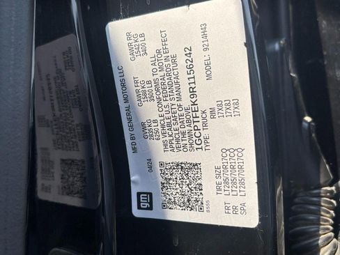 Used 2024 Chevrolet Colorado ZR2 AWD/4WD image 18
