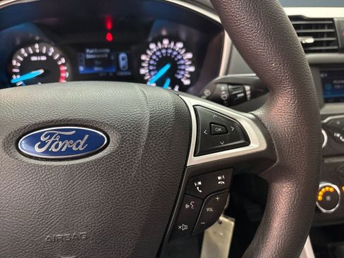 Used 2014 Ford Fusion SE image 27
