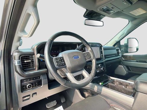 Certified 2024 Ford F250 Lariat w/ Lariat Ultimate Package AWD/4WD image 15
