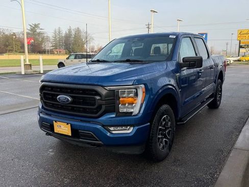 Certified 2023 Ford F150 XLT w/ Equipment Group 302A High image 33