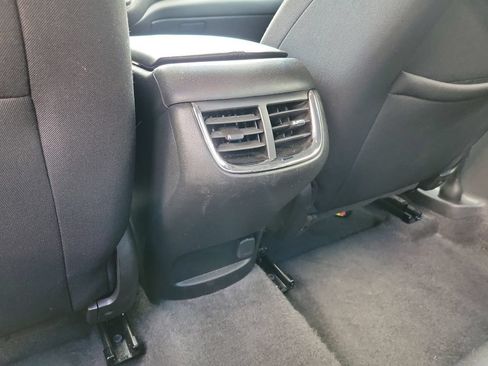 Used 2025 Chevrolet Malibu LT FWD image 14