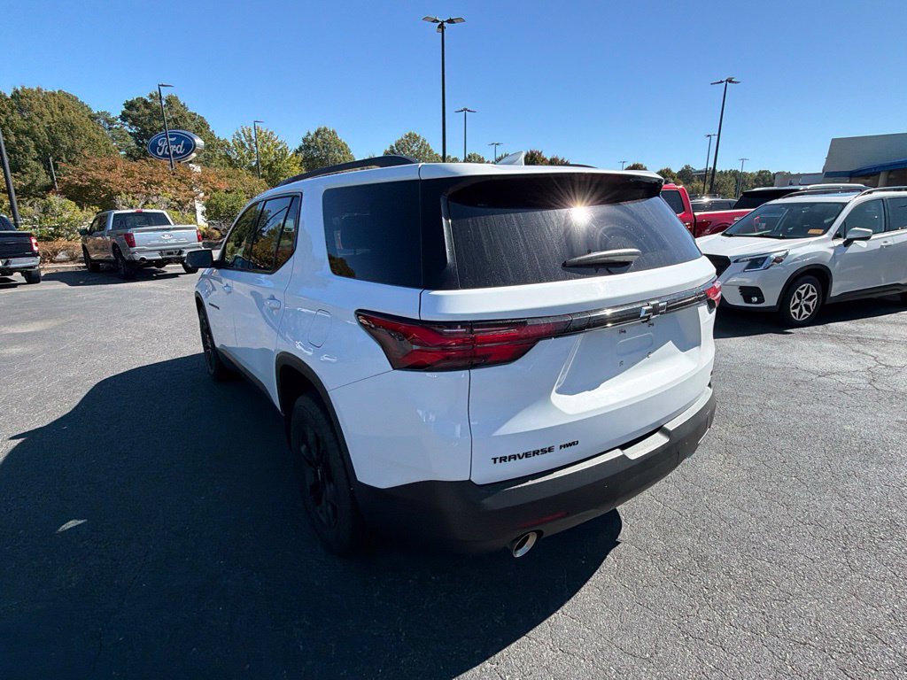 Used 2023 Chevrolet Traverse LT w/ Midnight/Sport Edition AWD/4WD image 23