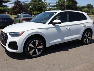 Used 2024 Audi Q5 2.0T Prestige w/ Prestige Package AWD/4WD video 1