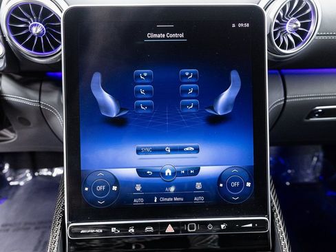 Used 2022 Mercedes-Benz SL 63 AMG 4MATIC image 19