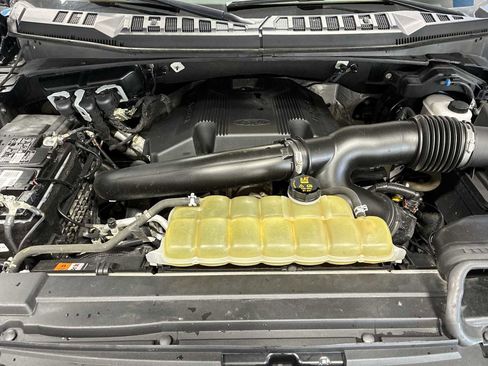 Used 2020 Ford F150 Lariat w/ Equipment Group 502A Luxury image 17