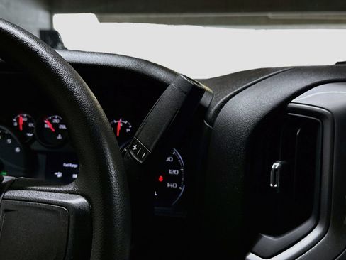 Used 2024 Chevrolet Silverado 2500 Custom AWD/4WD image 19
