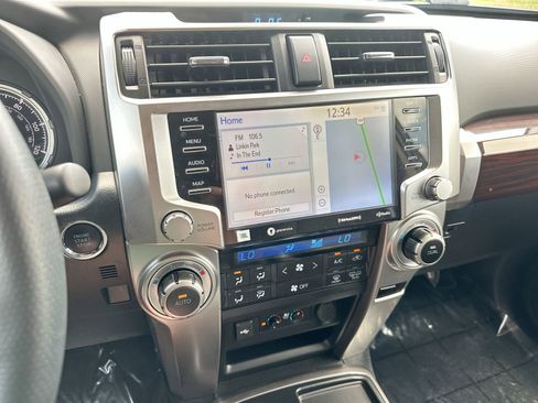 Used 2022 Toyota 4Runner Limited image 16