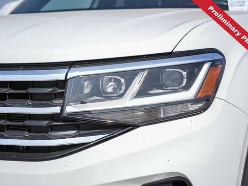Used 2020 Volkswagen Atlas Cross Sport SE w/ Towing Package AWD/4WD image 4