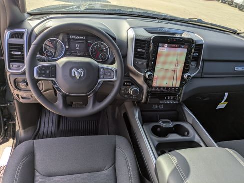 New 2026 RAM 1500 Big Horn AWD/4WD image 13