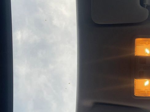 Used 2018 Honda HR-V EX image 18