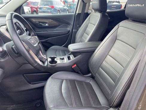 Used 2023 GMC Terrain Denali image 19