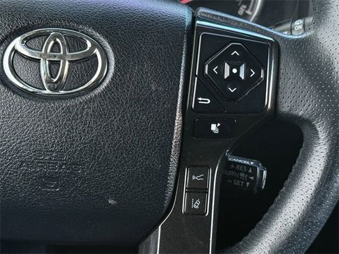 Used 2020 Toyota 4Runner Limited image 15