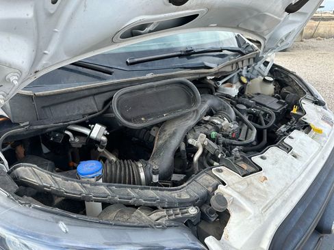 Used 2020 Ford Transit 250 image 36