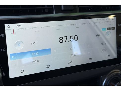 Used 2017 Toyota 4Runner SR5 RWD image 22