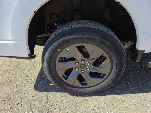 New 2025 Ford F150 Lightning Flash image 8