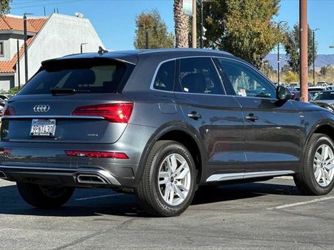 Certified 2024 Audi Q5 2.0T Premium w/ Convenience Package AWD/4WD image 4