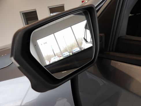 Used 2019 GMC Terrain SLE w/ Driver Convenience Package AWD/4WD image 7