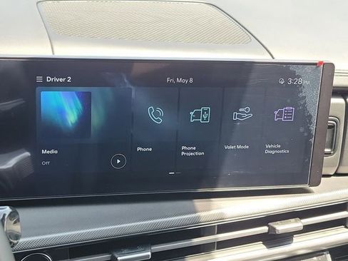 Certified 2025 Hyundai Santa Fe SEL FWD image 12