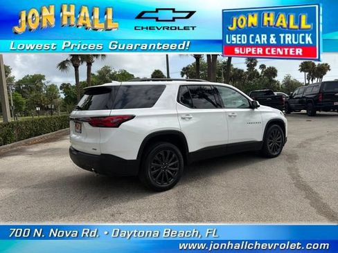 Used 2023 Chevrolet Traverse RS AWD/4WD image 13