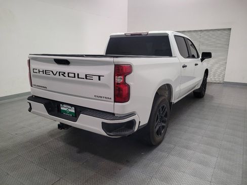 Used 2022 Chevrolet Silverado 1500 Custom RWD image 9