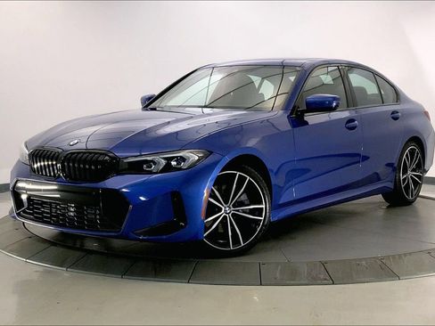 Used 2023 BMW 330i xDrive Sedan w/ M Sport Package AWD/4WD image 11