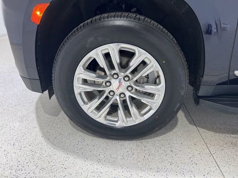 Used 2024 GMC Yukon SLT image 29