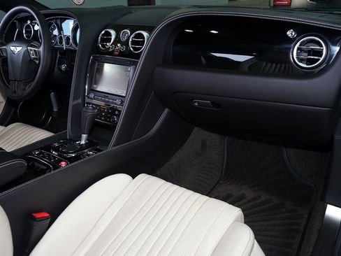 Used 2016 Bentley Continental GT image 5