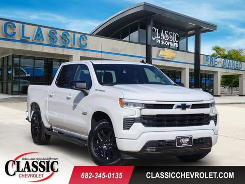 Used 2023 Chevrolet Silverado 1500 RST RWD image 1