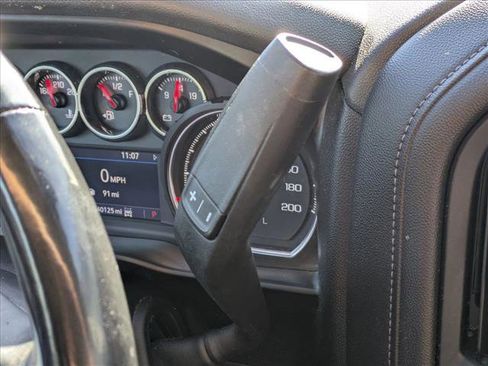 Used 2021 Chevrolet Silverado 1500 RST image 14