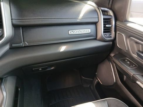Used 2024 RAM 1500 Laramie AWD/4WD image 38