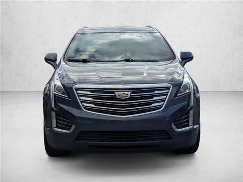 Used 2018 Cadillac XT5 FWD image 2