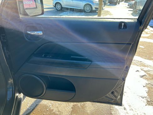 Used 2015 Jeep Patriot Sport w/ Power Value Group image 15