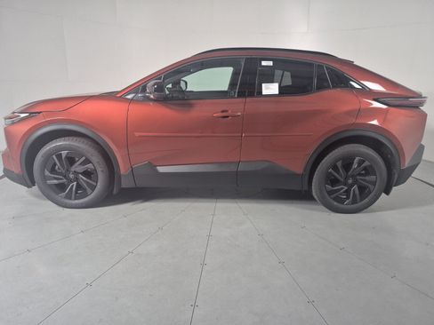 New 2026 Toyota C-HR AWD/4WD image 2