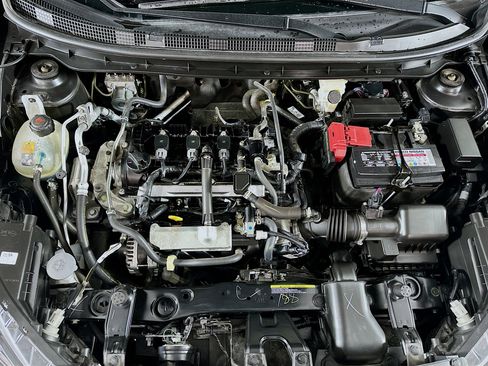 Used 2024 Nissan Kicks SV image 30