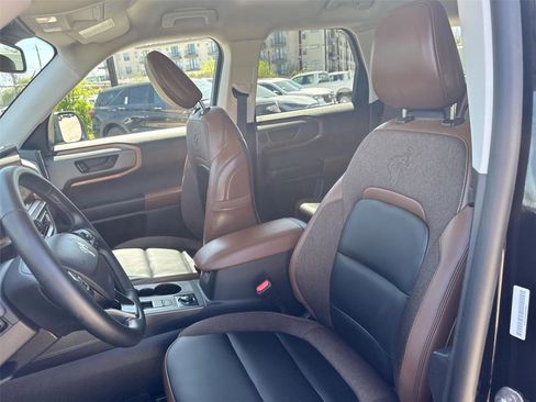 Certified 2025 Ford Bronco Sport Outer Banks w/ Outer Banks Tech Package+ AWD/4WD image 13