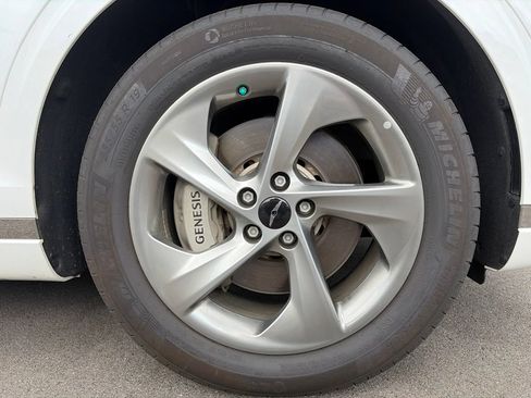Certified 2026 Genesis GV70 2.5T AWD/4WD image 23