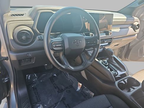 Used 2023 Chevrolet Colorado Trail Boss w/ Technology Package AWD/4WD image 19